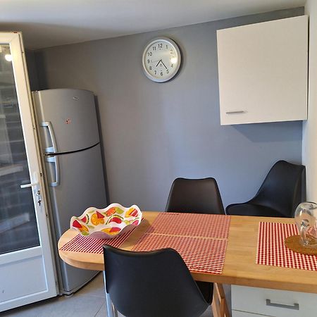 Agréable Studio tout équipé Montsoué Esterno foto